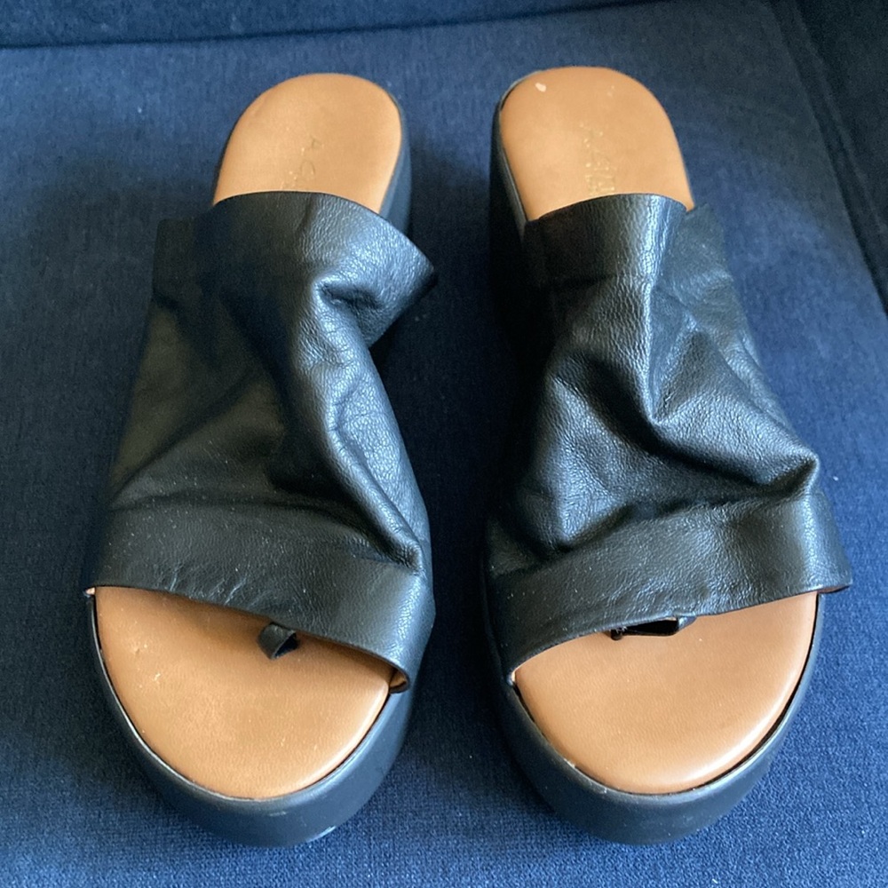 NWOT A. Giannetti made in Italy black leather upper wedge sandals - Picture 2 of 12
